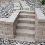 Retaining wall with stairs